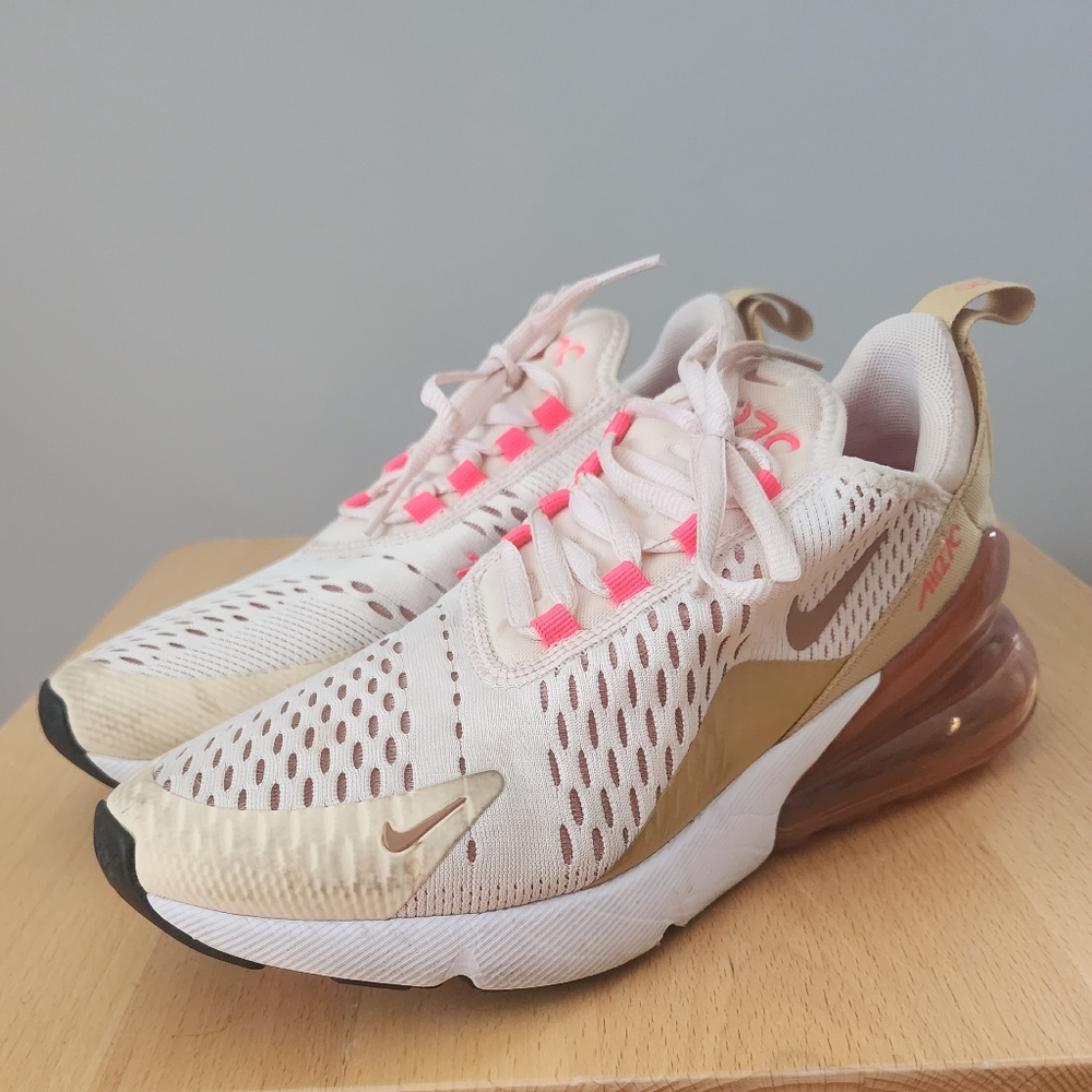 Women's Air Max 270 Sneakers